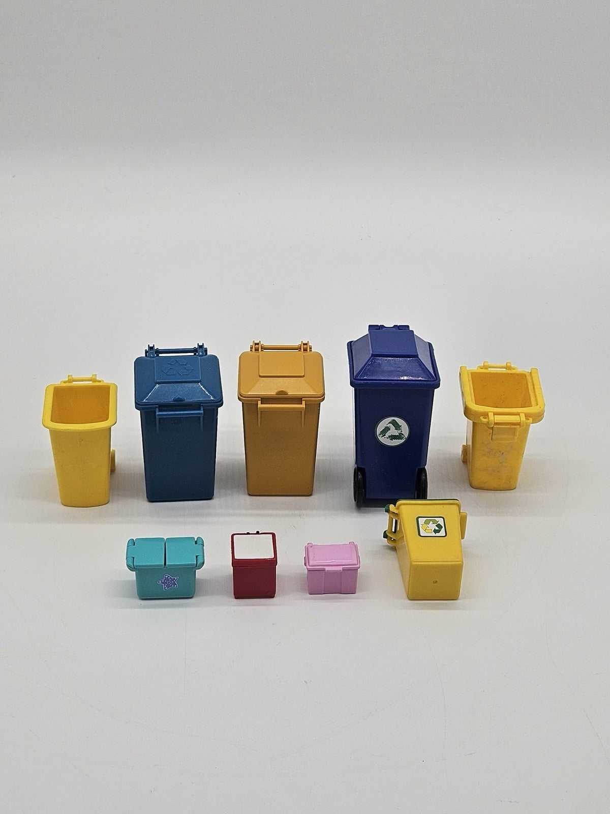 Miniature Dollhouse Trash & Recycling Bins Lot of 10 Assorted Colors