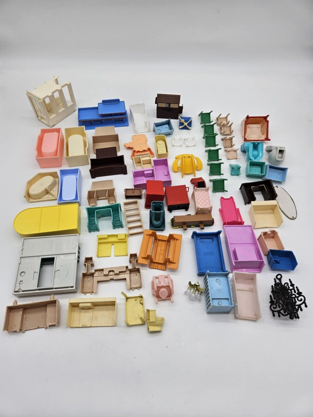 Vtge Lot Doll Dollhouse Furniture Plasco Fisher Price Renwall Arco & MORE!