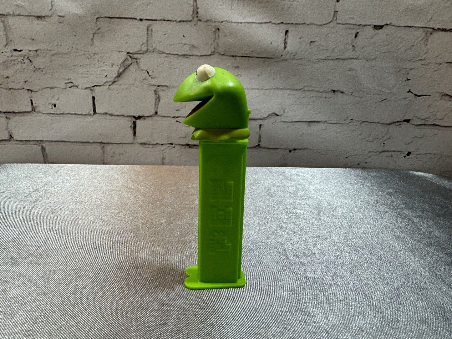 Kermit Green Stem Pez Dispenser Muppets Walt Disney