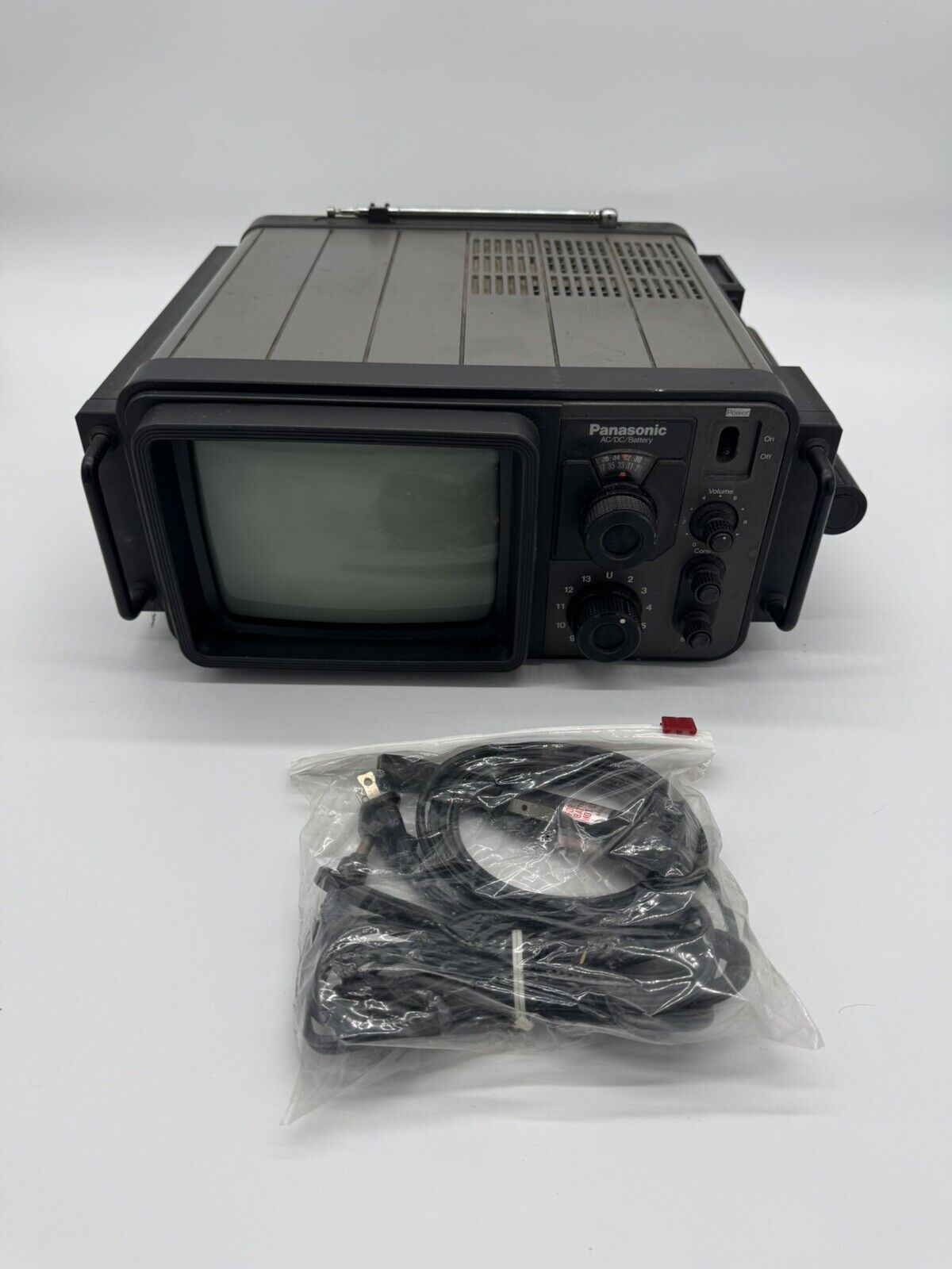 Vintage Panasonic TR-707A Black AC/DC Wireless Solid State Portable TV