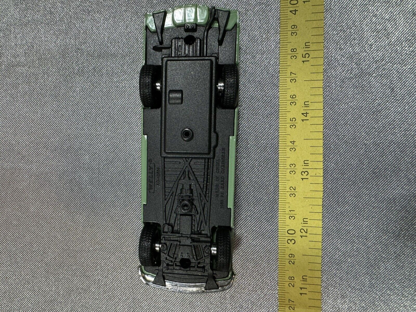 1953 Packard Caribbean Collectible 1/34 Scale Diecast Welly - Seafoam 005