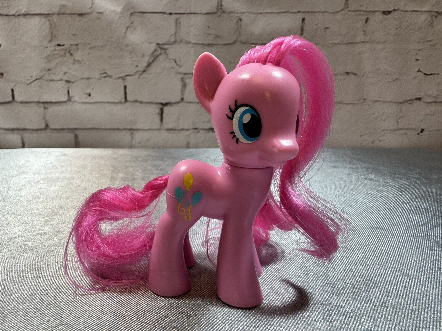 Pinkie Pie. My Little Pony MLP FiM G4. 3" Brushable Figure.