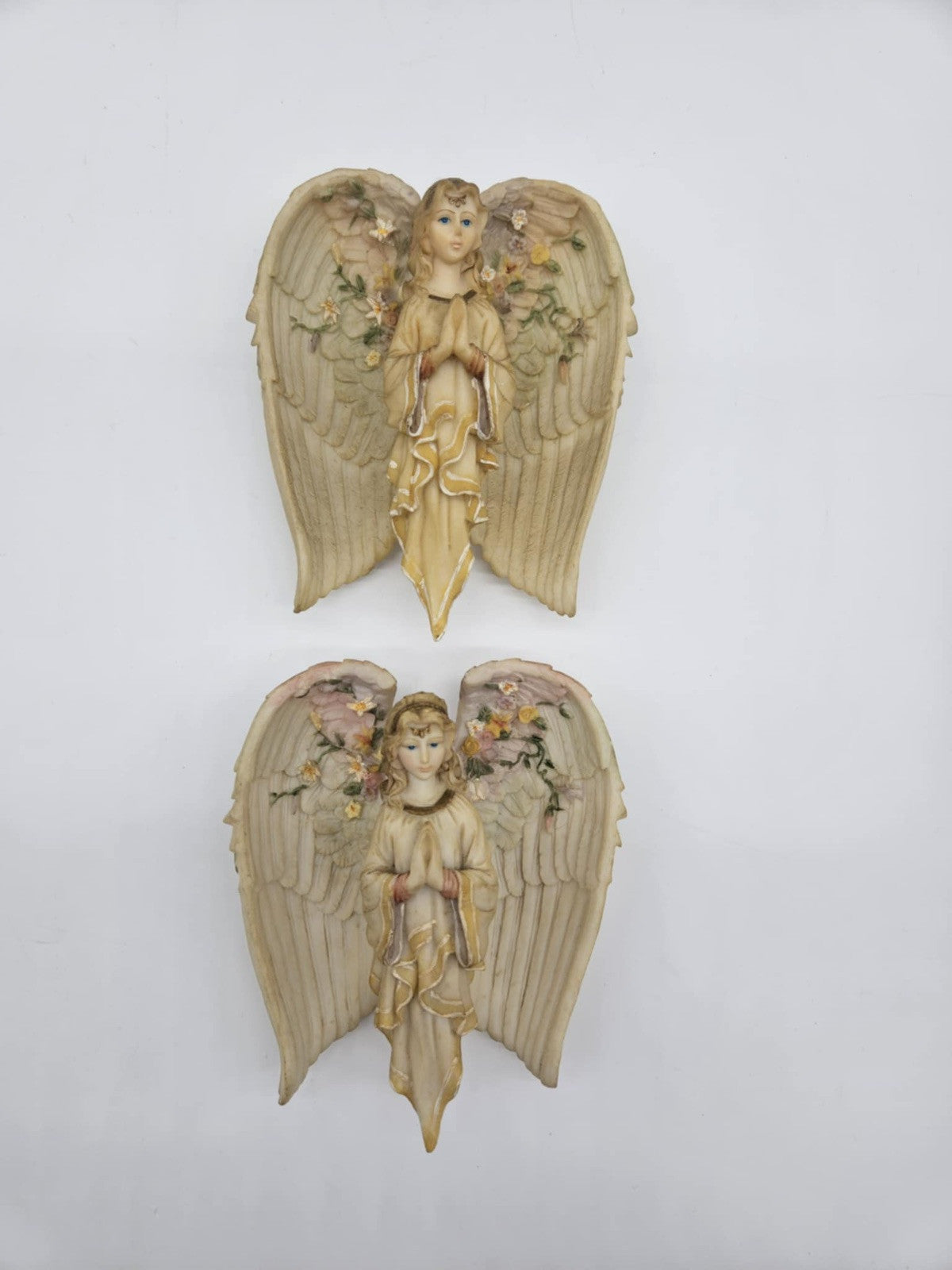 Set of 2 Vtg. Christmas Ceramic Angels Open & Close Wings With Praying Hands 6"