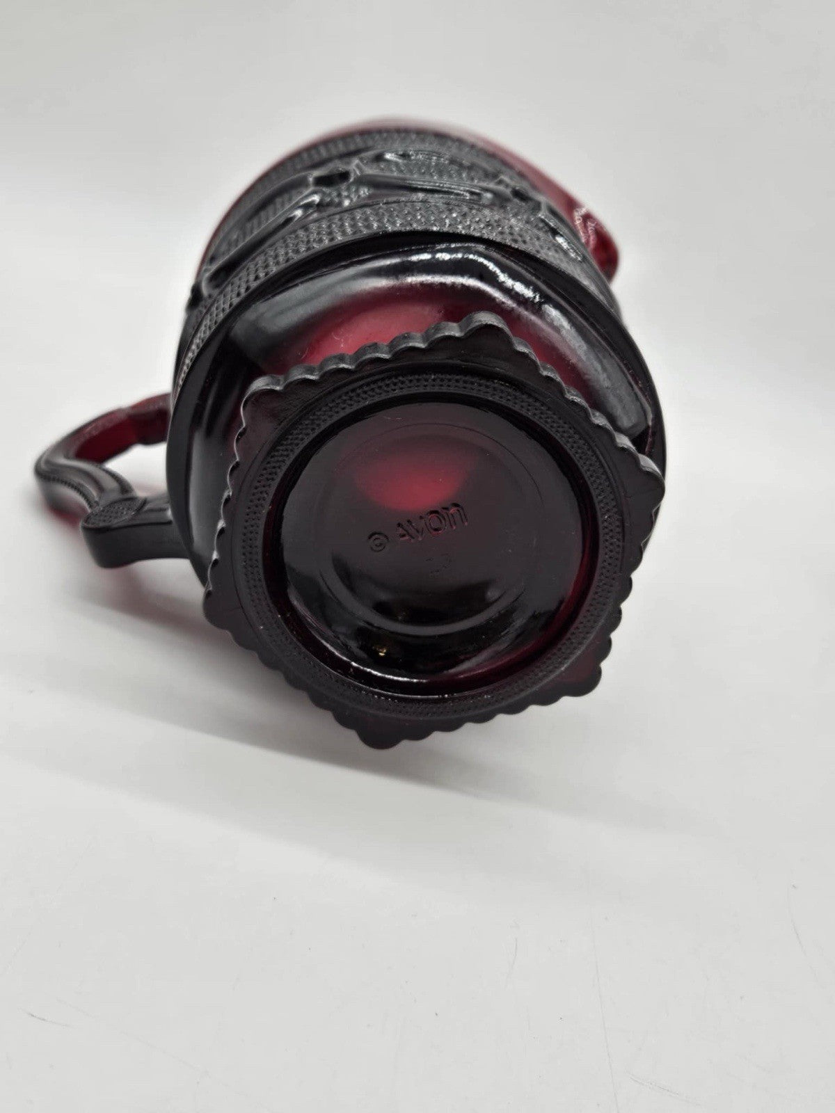 VINTAGE AVON CAPE COD RUBY RED COLLECTION PITCHER 48 Oz w/ 10 PC GLASS SET