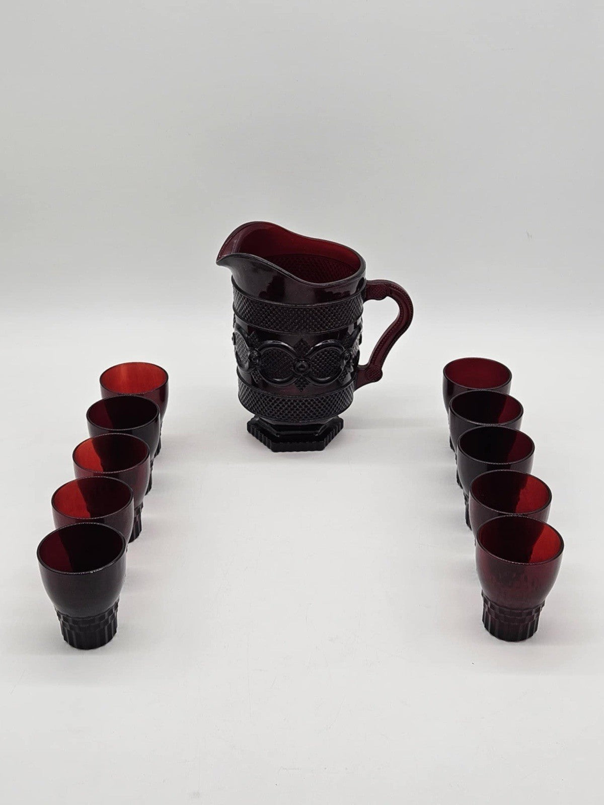 VINTAGE AVON CAPE COD RUBY RED COLLECTION PITCHER 48 Oz w/ 10 PC GLASS SET