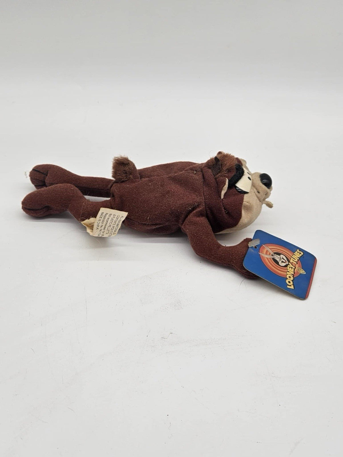 Vintage 1997 Looney Tunes Taz Tasmanian Devil Plush Beanbag Stuffed Animal Toy