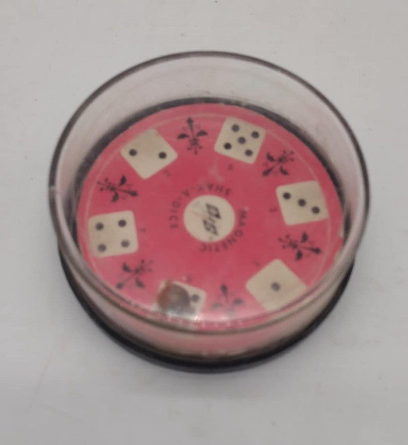 VTG Magnetic Shak-A-Dice Pocket Toy Games 2.75" Diameter NSC 1979 Red and Black