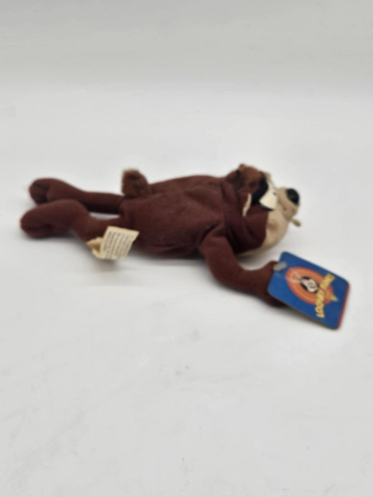 Vintage 1997 Looney Tunes Taz Tasmanian Devil Plush Beanbag Stuffed Animal Toy