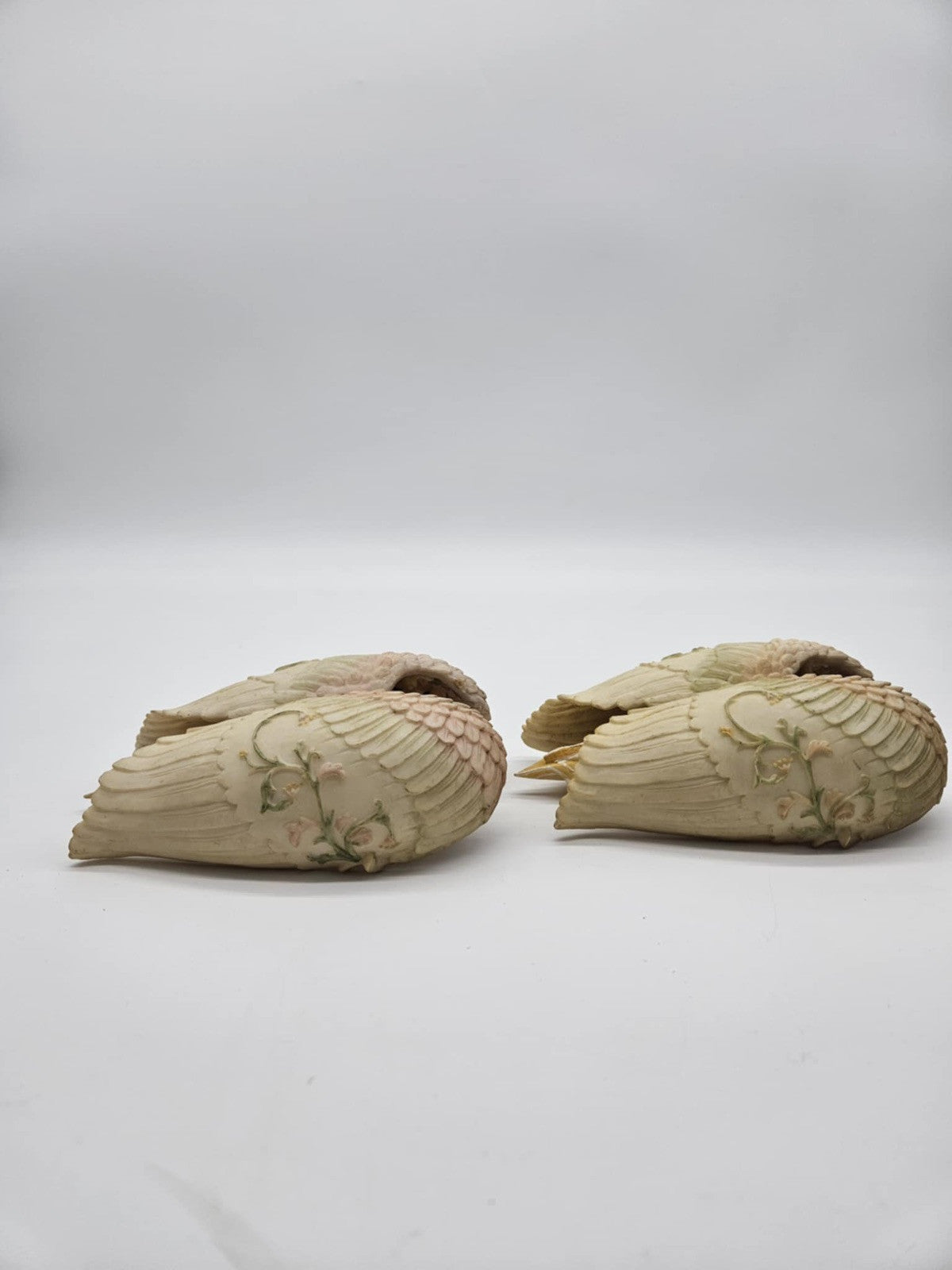 Set of 2 Vtg. Christmas Ceramic Angels Open & Close Wings With Praying Hands 6"