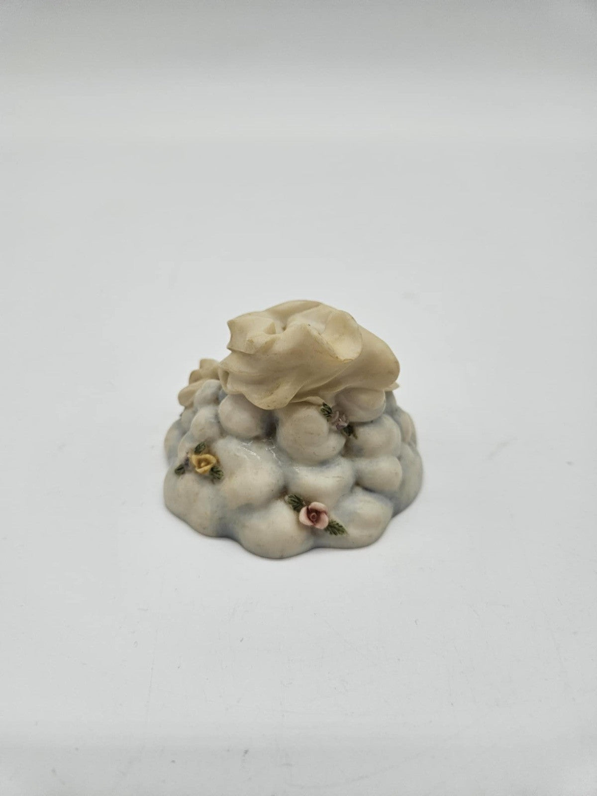Vintage Single Candleholder Candle On Cloud  Classic Figure