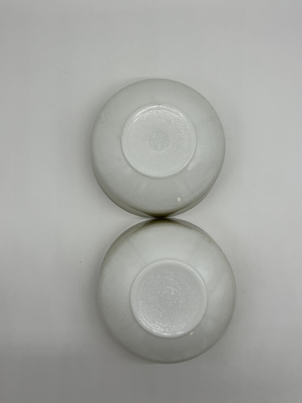 Vintage Federal Glass Ombré Mesa Pattern Milk Glass Mixing Bowls w/ Lid